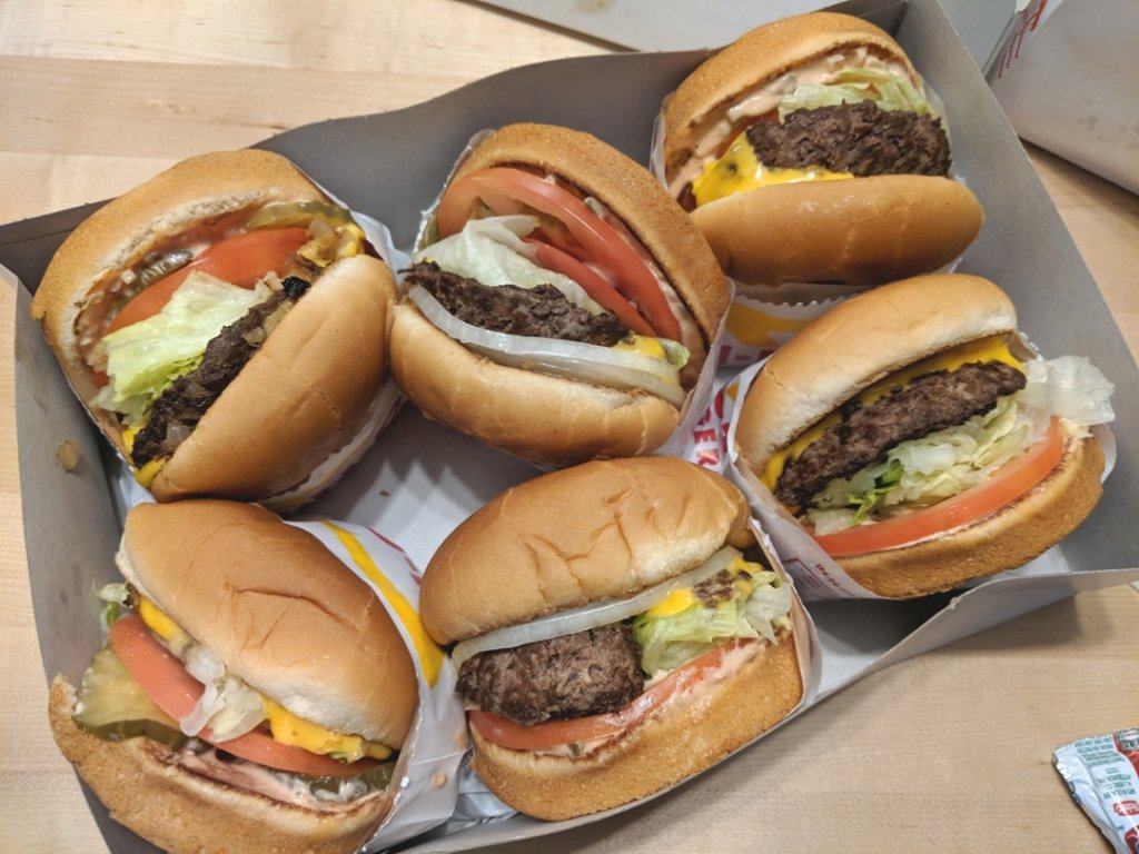 IN-N-OUT Burger インアンドアウトバーガー