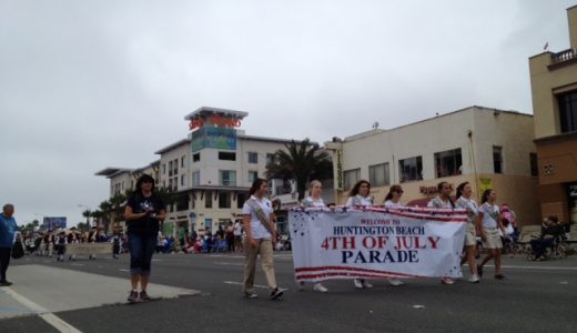 7月4日はアメリカ独立記念日！ハンティントンビーチの毎年恒例パレードを見に行こう！